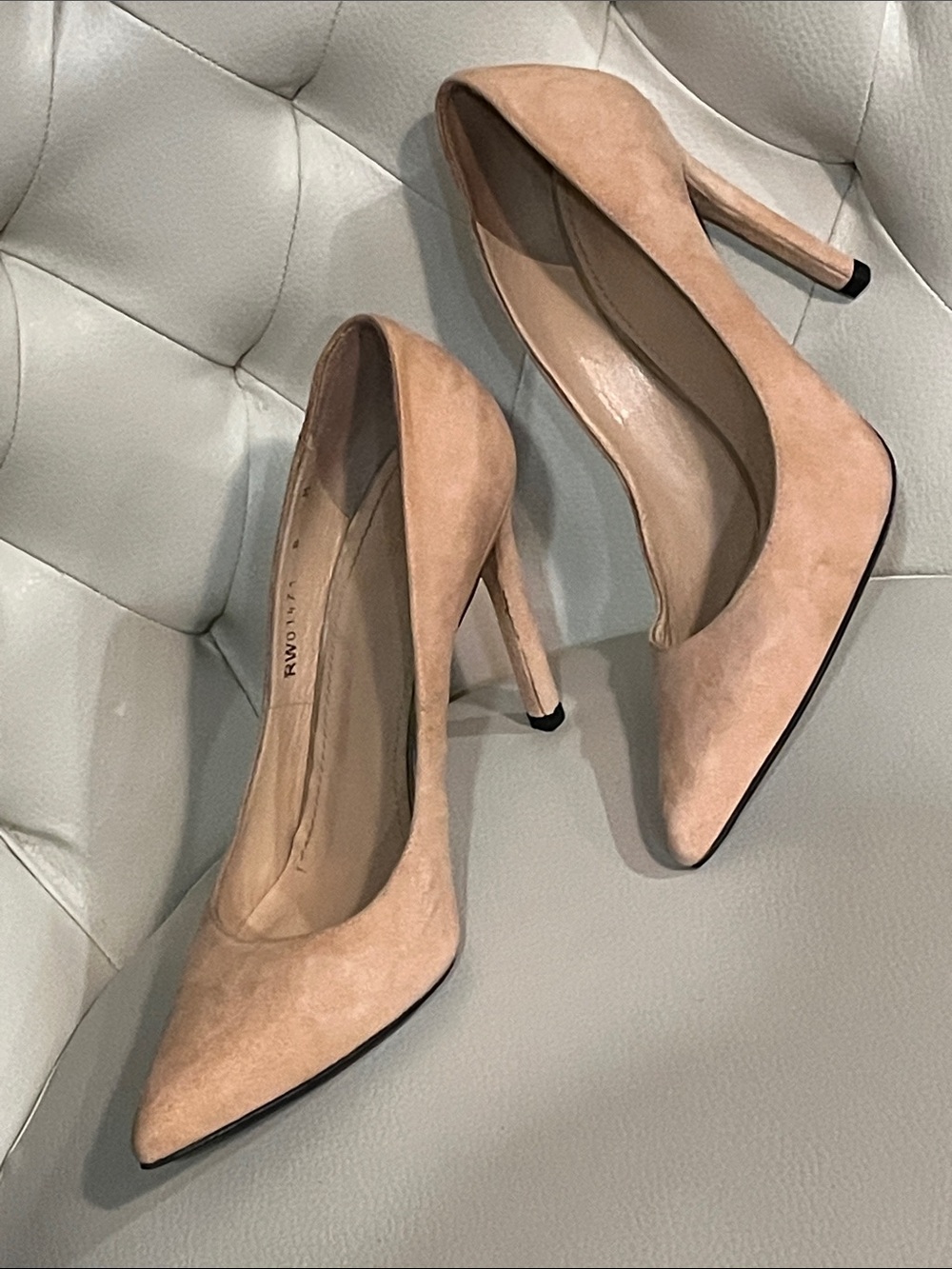 Stuart Weitzman Nude Suede Pumps Size 8